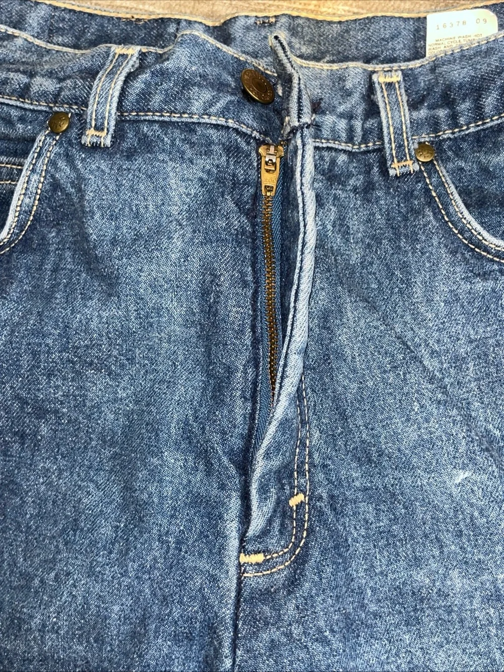 Vintage Levi’s Barrel Leg Cut Off Capri Mom Jeans High Waist Denim Women’s 9